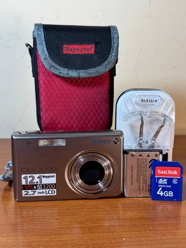 Nikon coolpix s700 - nikon,