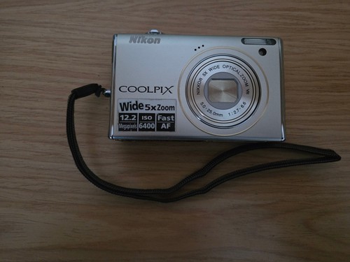 Fotocamera digitale nikon - fotocamera,
