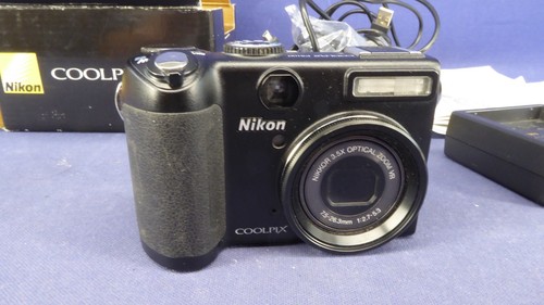 Nikon coolpix p5100 1 - nikon,